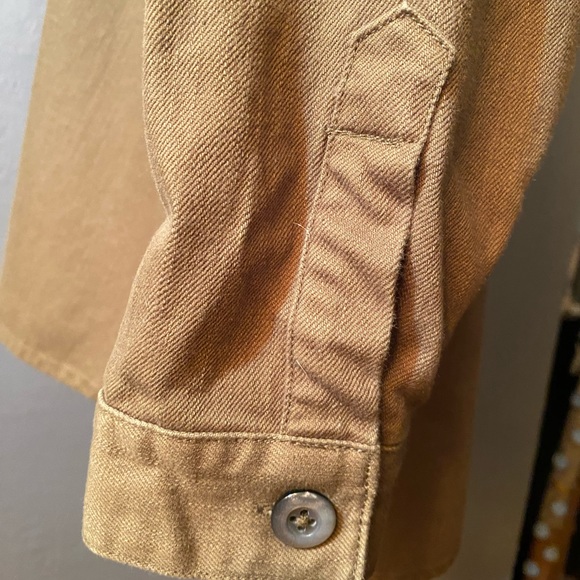 Forever 21 Button Down Long Sleeve khaki Shirt - Picture 12 of 16